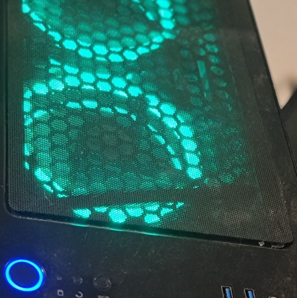 Skytech gaming pc